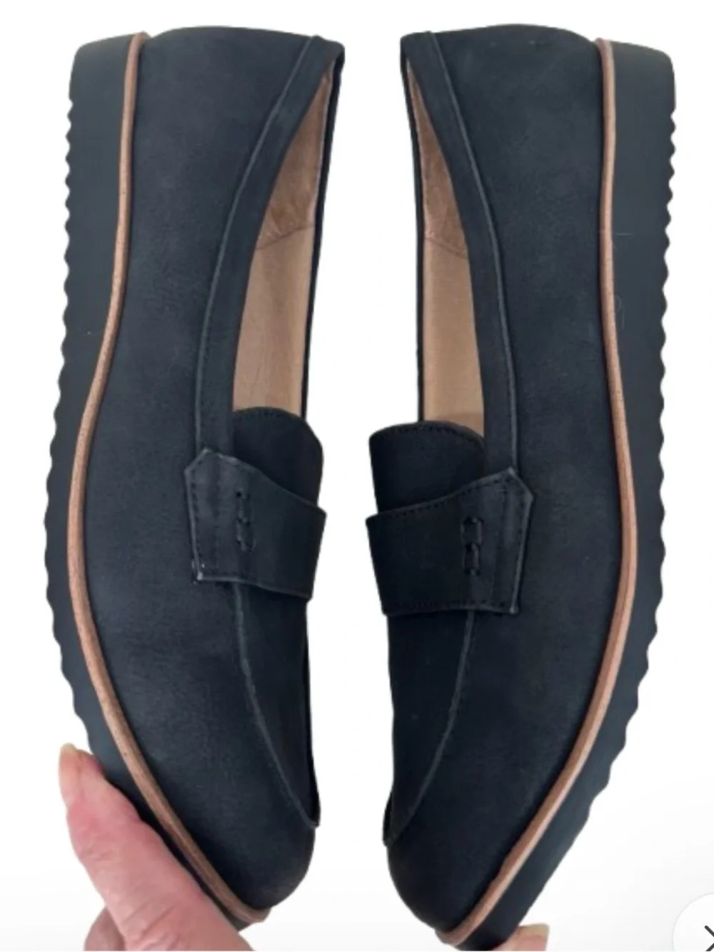 Size 8.5 NWOT Lifestride Loafers